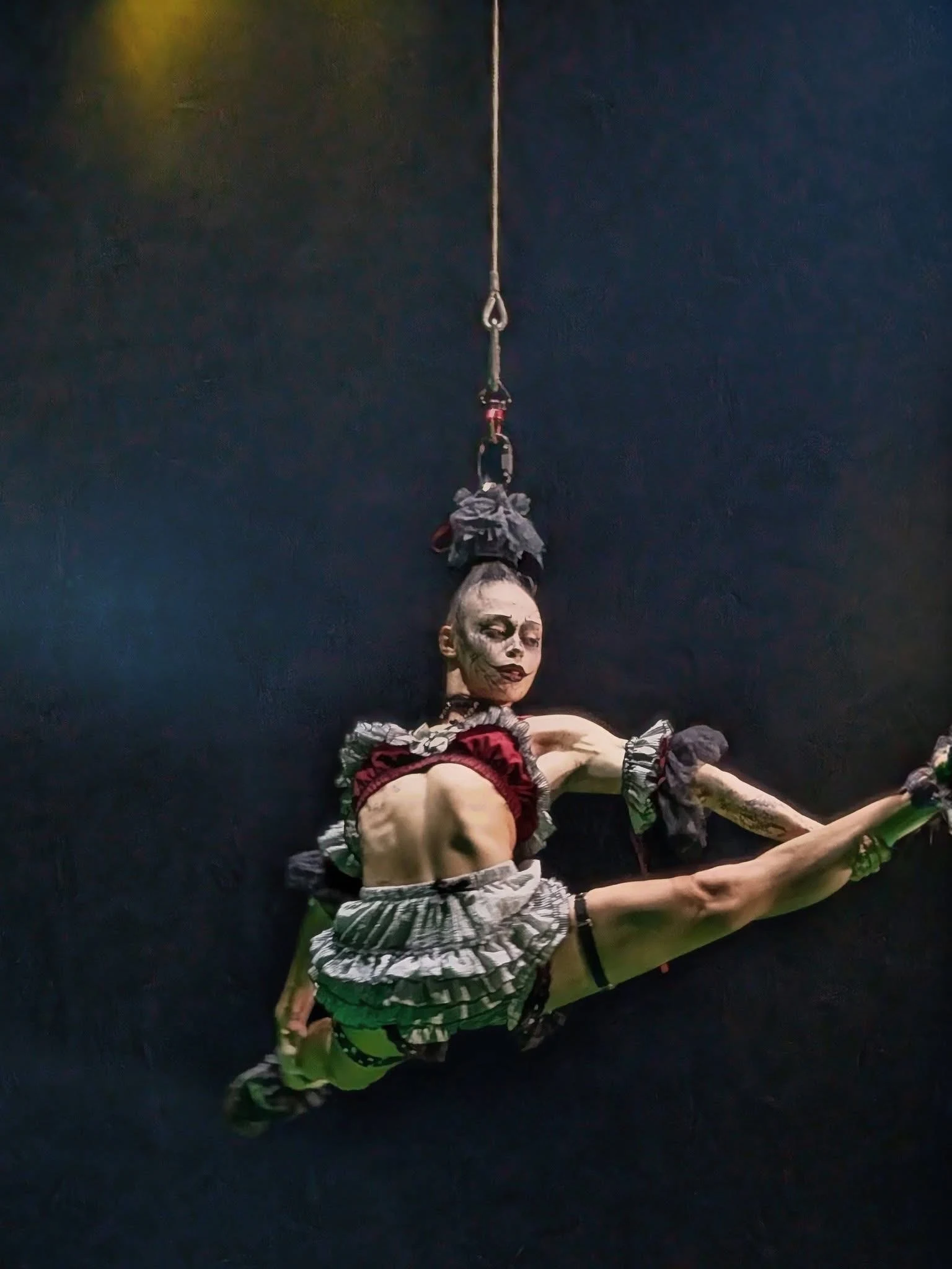 Tink — hair hang, Paranormal Cirque II